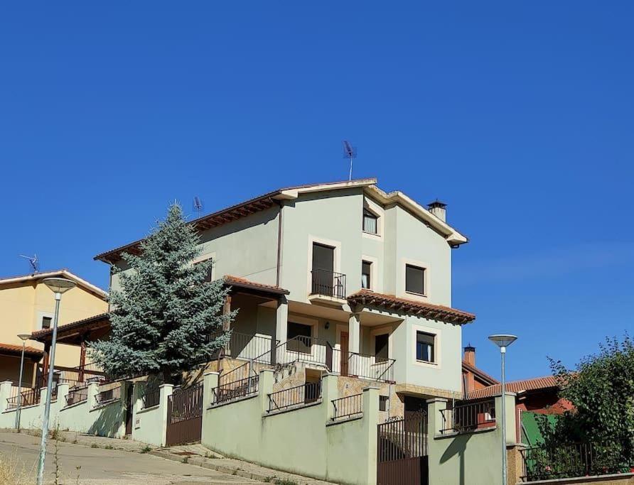 Vivienda De Uso Turistico En Entorno Maravilloso Huerta Del Rey Ngoại thất bức ảnh
