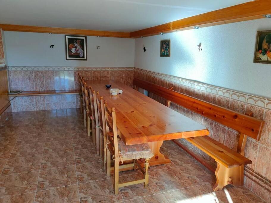 Vivienda De Uso Turistico En Entorno Maravilloso Huerta Del Rey Ngoại thất bức ảnh