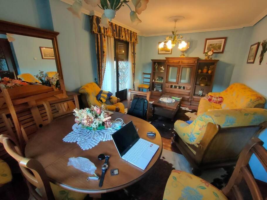 Vivienda De Uso Turistico En Entorno Maravilloso Huerta Del Rey Ngoại thất bức ảnh